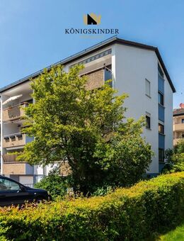 Ihr neues Zuhause: Lichtdurchflutete 3,5-Zimmer-Wohnung mit Balkon und Garage - Hemmingen (Baden-Württemberg)