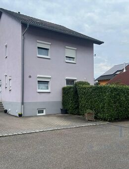 modernes Einfamilienhaus in Ruhiger Lage - Steinmauern