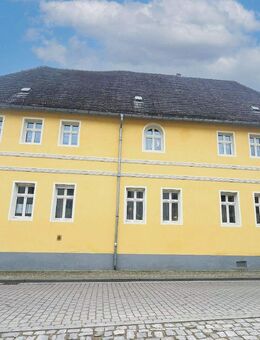 Kapitalanlage mit Perspektive: Denkmalgeschütztes Mehrfamilienhaus mit Entwicklungspotenzial - Alsleben (Saale)