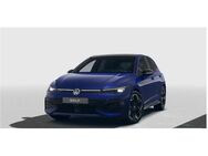 VW Golf, 1.5 l R-Line eTSI OPF n, Jahr 2022 - Bad Salzungen