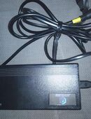 Verkaufe Ladegerät 48volt. Adapter , ist für Fischerrad . Kann aber ersätzt werden .Man muss nur Litze Rot auf + und schwarz auf - legen. Preis : 20 € in 50259