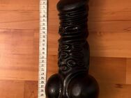 Dinoo Rough Rubber Rinchenia Reptilien-Dildo, fuer Fortgeschrittene, schwarz, schwer (1010 Gramm), mit Eichel, Sehnen und Saugnapf (30 x 7,6cm) - Erding