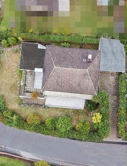 Geräumiges Zwei-Familien-Haus mit großem Garten in ruhiger Bestlage in Rodenbach! - Rodenbach (Hessen)