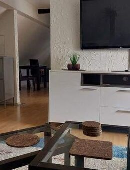 Ferienwohnung, möblierte 2-Zimmerwohnung im DG in Gladbeck-Butendorf! - Gladbeck