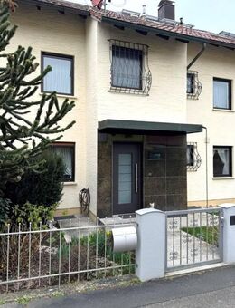 TOP 1 - 2 Fam. RMH in Cadolzburg / Haus kaufen - Cadolzburg