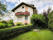 Zweifamilienhaus mit herrlichem und unverbaubarem Weitblick, Nähe der Kreisstadt Regen, Bay. Wald - Kirchdorf (Wald)