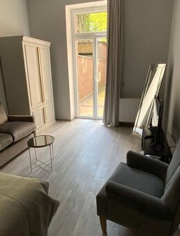 Möbliertes Apartment im gepflegten Altbau – zentrale Lage - Düsseldorf