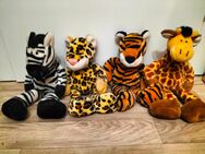 Verschiedene Kuscheltiere zu verkaufen - Bremen
