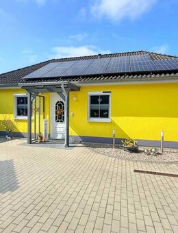 Schönberg. Erstklassiger Bungalow mit wunderbarem Garten, Carport, und Solaranlage zu kaufen - Schönberg (Mecklenburg-Vorpommern)