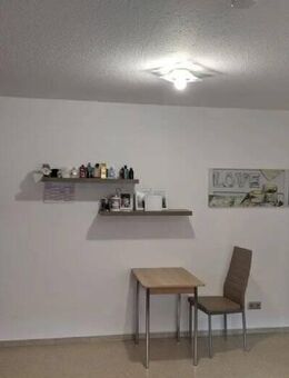 1 Zimmerwohnung im 2. OG in der Wohnanlage Falkenstein - Schramberg