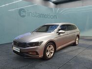 VW Passat, 2.0 TDI Elegance Kombi, Jahr 2023 - München