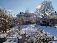 Einfamilienhaus als Doppellhaushälfte mit Einliegerwohnung Ihr neues Zuhause im idyllischen Katzwang Nürnbergs - Nürnberg