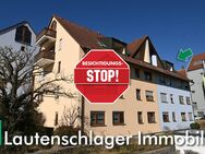 Kleine aber feine Neumarkter Stadtwohnung auf zwei Ebenen mit Dachloggia und Tiefgaragenstellplatz! - Neumarkt (Oberpfalz)