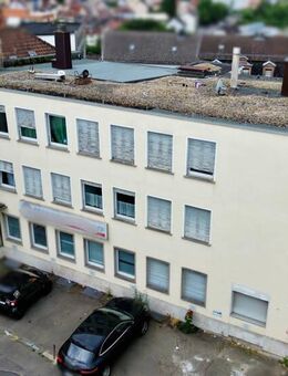 Renditestarkes Investment: 14 Wohnungen und 2 Gewerbe in Pirmasens - Pirmasens