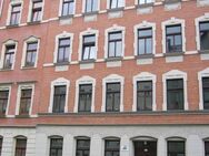 Schau mal hier !!!!!! kleine Wohnung mit Laminat und Balkon im Herzen des Chemnitzer Kaßbergs - Chemnitz