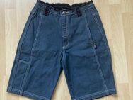 UNGETRAGEN Jeans Bermuda Short, Gr. 164, blau - Wuppertal