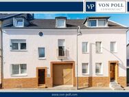 Doppelwohnhaus mit 6 Wohnungen, Lagerräumen und 3 Garagen im Herzen von Köln Flittard - Köln