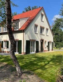 NUR NOCH 1 HAUS VERFÜGBAR!! Neubau Doppelhäuser!! EBK, Garten, Stellplatz u.a. - Schule, Kita, Einkauf alles um die Ecke!! - Beelitz