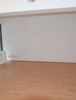 Grandiose Wohnung mit 2 Zimmern, 2 Terrassen, Duschbad und Einbauküche - Berlin