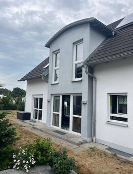 Wohnen im Trend der Zeit: freist. EFH Möhrendorf bei Erlangen - Möhrendorf