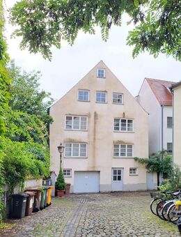 Ein Zuhause mit Charme - stilvolle 3-Zimmer-Wohnung im Herzen der Altstadt - Augsburg