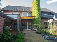 Zwei große Wohneinheiten, schöner Garten, Wintergarten, Sauna, Pool und ruhige Wohnlage in Rhede - Rhede