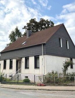 Historisches Zweifamilienhaus mit separaten Einheiten und mit Garten in Oberhausen- Alstaden - Oberhausen