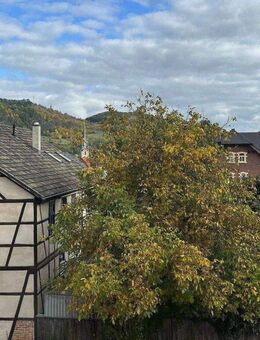 Helle 4-Raum-Wohnung in monolithischer Bauweise - Kahla