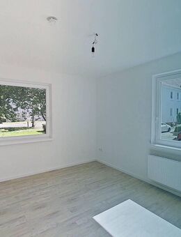 Gemütliche und helle 3-Zimmer-Wohnung mit Badewanne - Nordenham
