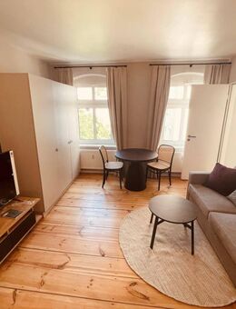 MÖBLIERTES Apartment am Helmholtzplatz! FURNISHED apartment at popular Helmholtzplatz! - Berlin