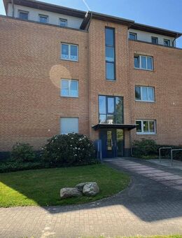Penthouse Wohnung - mit Tiefgaragenstellplatz - Ein Angebot der Gerd von der Heide Immobilien GmbH - Hamburg