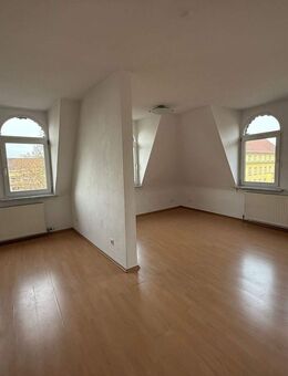 N-Gärten h.d.Veste - Historisch wohnen in gemütlicher 4-Zi-Whg - ca. 91m² - Laminat - EBK - frei 15.01.2026 - Nürnberg