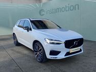 Volvo XC60, R Design, Jahr 2021 - München