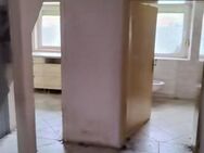 Einfamilienhaus mit Garage in Athenstedt (Handwerkerobjekt) oder als Kaltlagerfläche (2-3€ m²) zu vermieten - Halberstadt