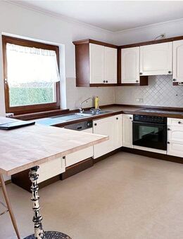 Gemütliche ca. 95 m2 große 3-Zimmer Wohnung mit Terrasse in Prien - Prien (Chiemsee)