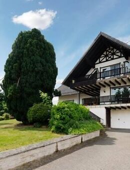 Großzügiges Haus mit großem Garten in Peterswald-Löffelscheid - Peterswald-Löffelscheid