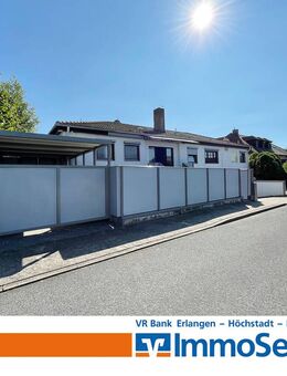 Geräumiges Einfamilienhaus im Bungalowstil - hochwertig ausgestattet - mit Pool und großem Garten - Eckental