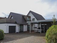 Voll vermietetes Zweifamilienhaus mit Einliegerwohnung - Lage (Nordrhein-Westfalen)