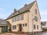 *provisionsfrei* Traditionelles Einfamilienhaus - mit viel Platz und Charisma! - Dillenburg