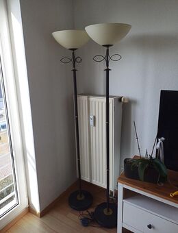 Zwei Stehlampen - Erftstadt