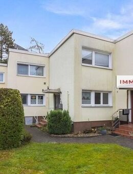 IMMOBERLIN.DE - Familienfreundliche Wohlfühllage: Lichtes Reihenhaus mit Südgarten - Berlin