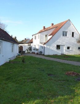 Großzügiges Grundstück mit Sanierungsobjekt - perfekte Basis für Ihre Wohn- oder Neubauideen! - Lähden