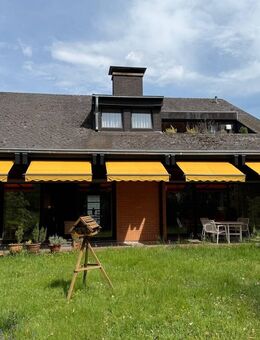 ST. AUGUSTIN NIEDERBERG, freist. EFH mit ELW, 8 Zimmer 258 m² Wfl. 2 Garagen, Keller, gr. 1.527 GrSt - Sankt Augustin