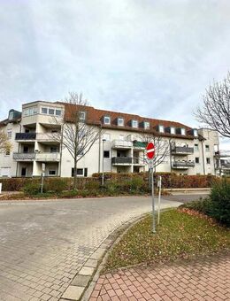 Stylisches 2 Raum Apartment im Erdgeschoss mit neuer Einbauküche, Balkon und PKW-Stellplatz - Weimar