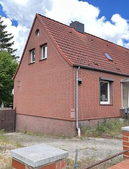 Am Stadtrand von Grevesmühlen schön und grün gelegene Doppelhaushälfte - Grevesmühlen