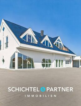 Uphusen | Nobles Wohn- und Geschäftshaus mit riesiger Parkfläche und Halle - Achim