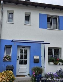Modernes Reihenmittelhaus mit Kamin, Wintergarten und idyllischem Garten - Kaufbeuren