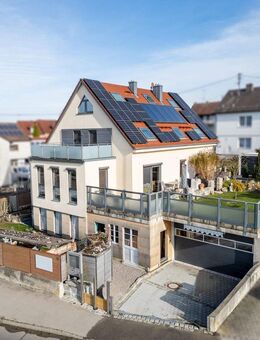 Exklusives Einfamilienhaus mit Einliegerwohnung - TOP Lage - Klasse A! PV-Anlage und Speicher! - Neusäß