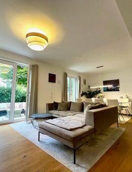 E & Co. - Loftige und exklusive 2-Zimmer EG-Wohnung mit hochwertiger Einbauküche und Süd-Terrasse. - München