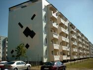Geräumige 3-Raumwohnung mit Loggia zu vermieten - Neustadt-Glewe